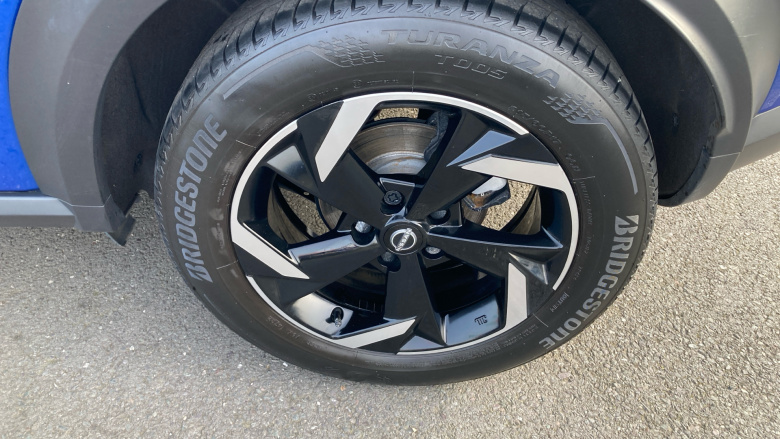 Nissan Juke 1.6 Hybrid N-Connecta 5dr Auto Hybrid Hatchback